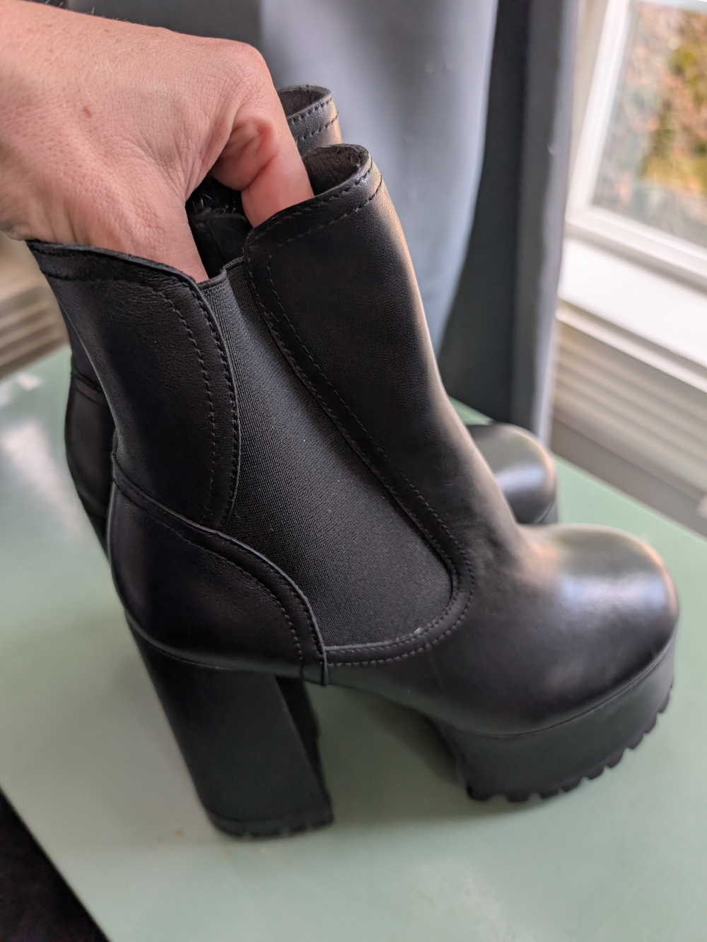✨Jeffrey Campbell Kickster Black Leather Platform Ankle Boots Lug Sole Sz 8 - Picture 9 of 11